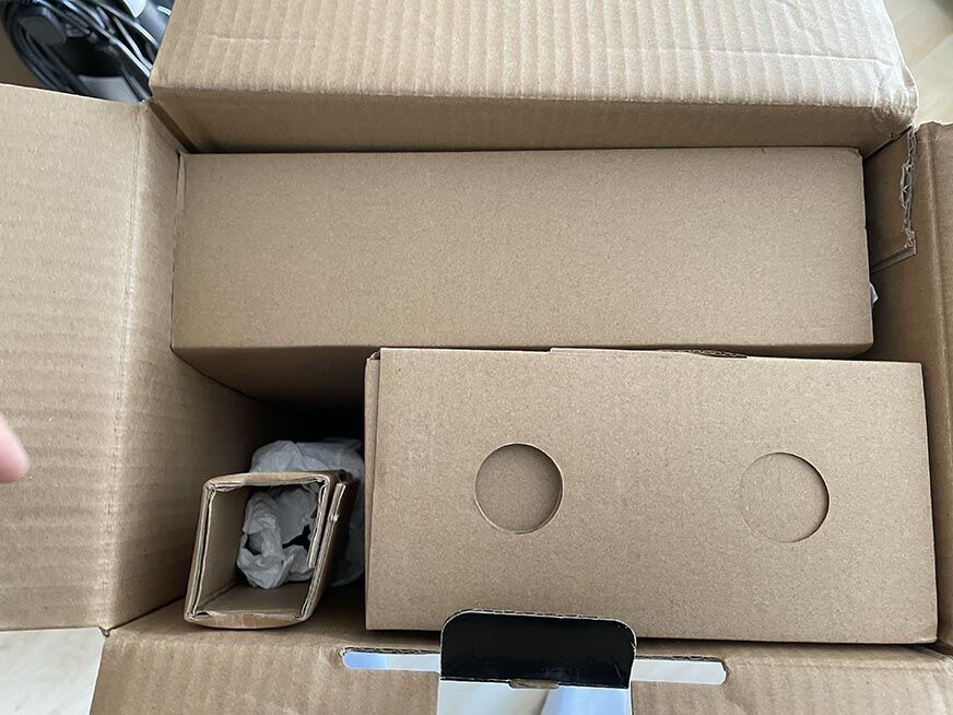 Man sieht die Verpackung des Shark Anti Hair Wrap Flexology. 